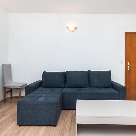 Apartment Ljuba พรีมอชเตน ภายนอก รูปภาพ