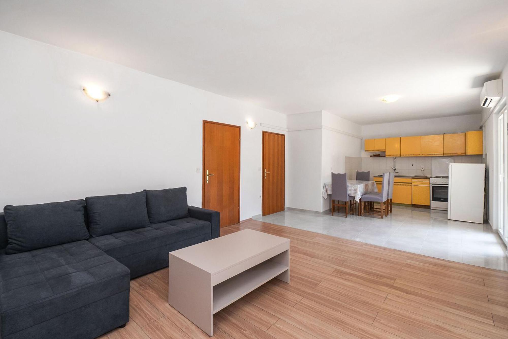 Apartment Ljuba พรีมอชเตน ภายนอก รูปภาพ