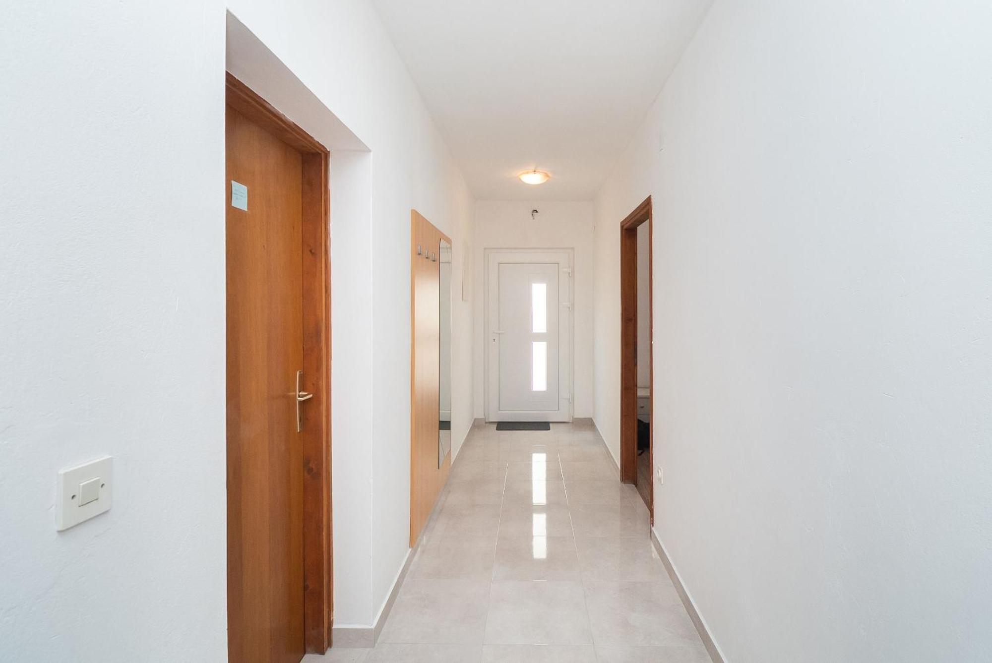 Apartment Ljuba พรีมอชเตน ภายนอก รูปภาพ