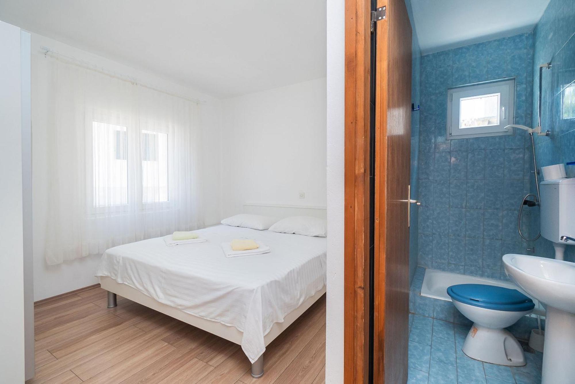 Apartment Ljuba พรีมอชเตน ภายนอก รูปภาพ