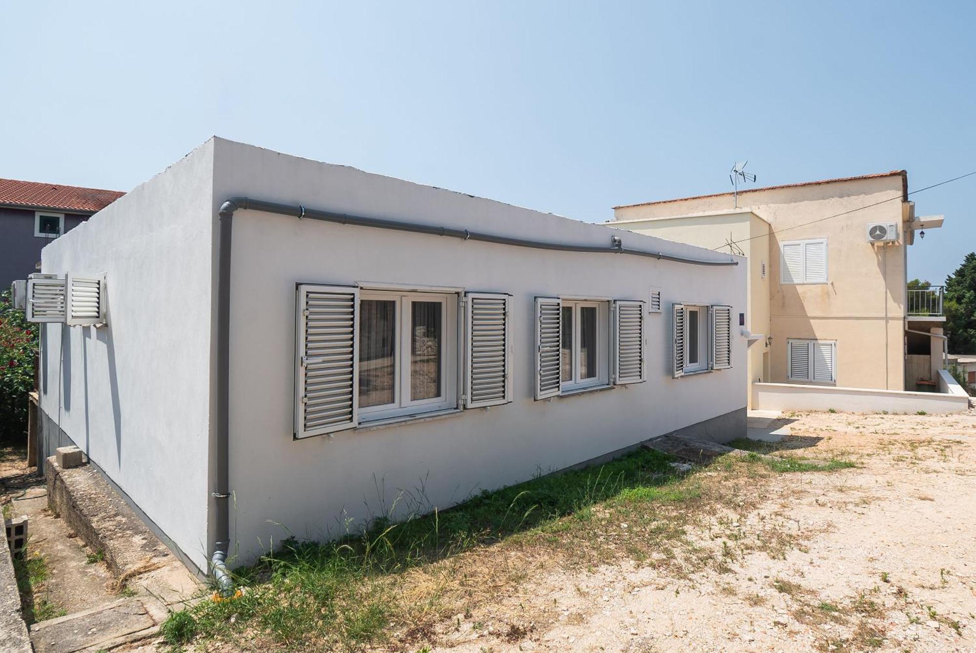 Apartment Ljuba พรีมอชเตน ภายนอก รูปภาพ